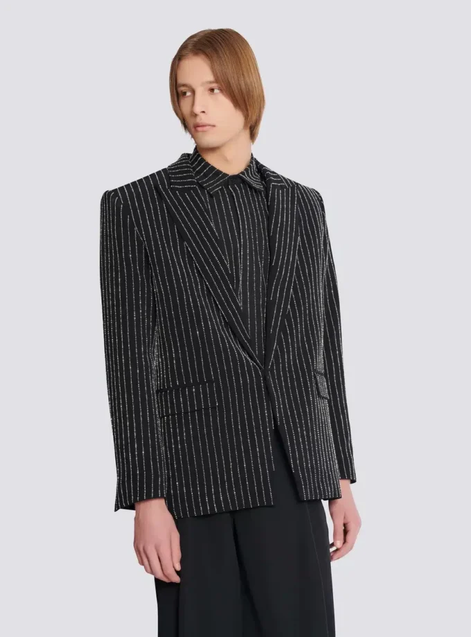 1-Knopf-Wolljacke mit Kristallstreifen 1-Knopf-Wolljacke mit Kristallstreifen