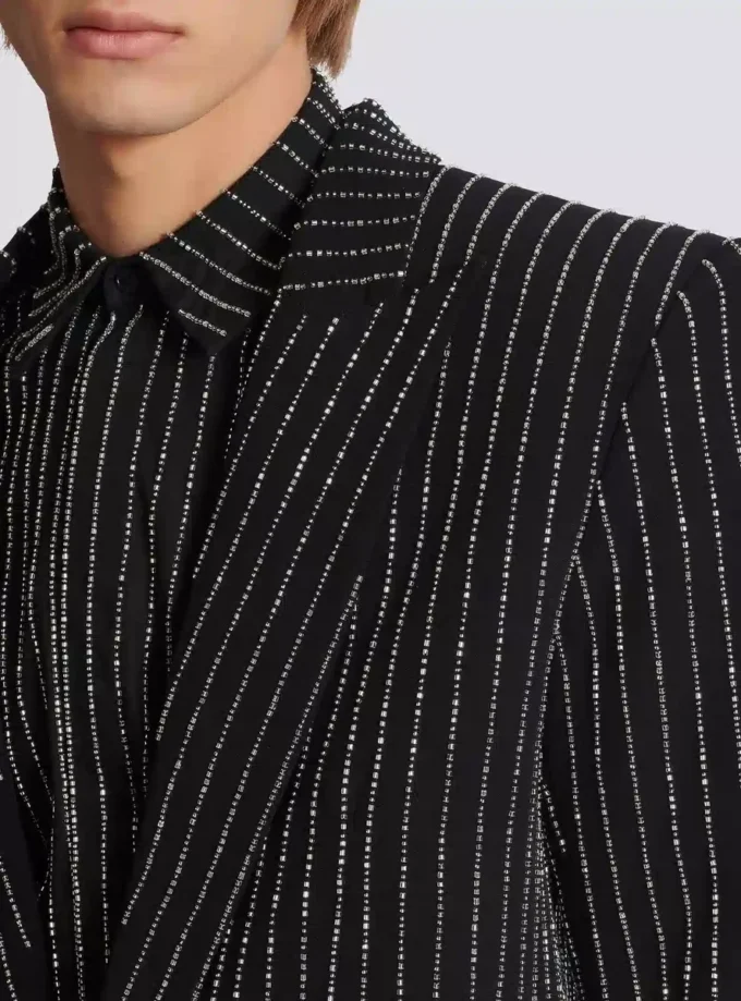 1-Knopf-Wolljacke mit Kristallstreifen 1-Knopf-Wolljacke mit Kristallstreifen