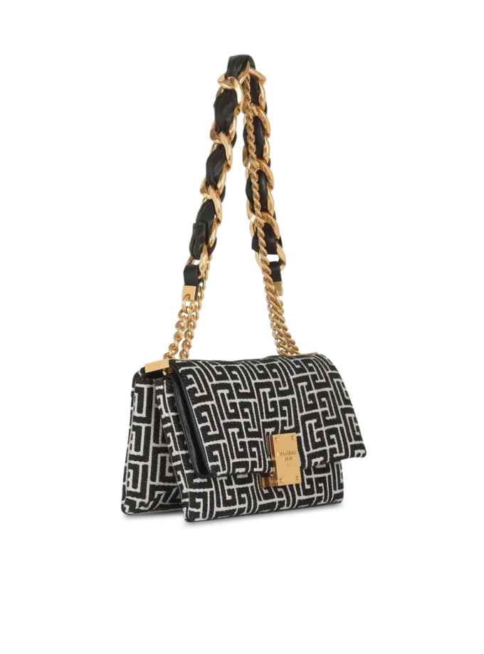 1945 Soft Kleine Tasche aus Canvas mit Monogramm 1945 Soft Kleine Tasche aus Canvas mit Monogramm