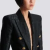 6-Knopf-Jacke aus Krokodil-Jacquard 6-Knopf-Jacke aus Krokodil-Jacquard