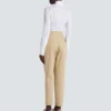 7/8-Hose mit Abnähern aus Baumwollgabardine 7/8-Hose mit Abnähern aus Baumwollgabardine