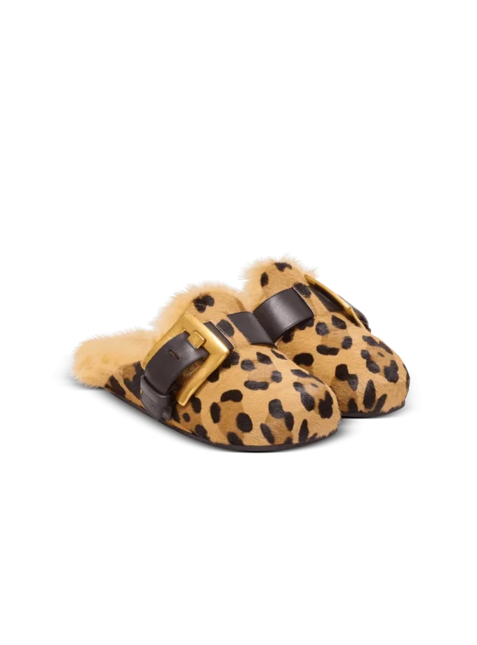 Anthem Pantoletten aus Ponyfell mit Leopardenmuster und Kunstfell Anthem Pantoletten aus Ponyfell mit Leopardenmuster und Kunstfell