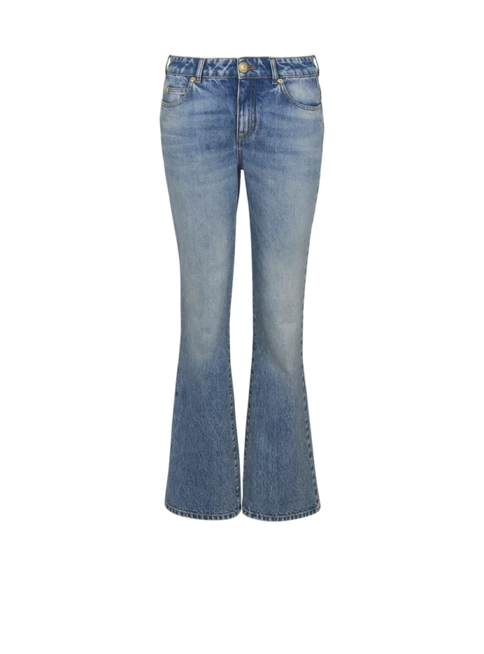Ausgestellte Jeans Ausgestellte Jeans