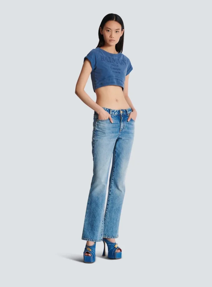 Ausgestellte Jeans Ausgestellte Jeans