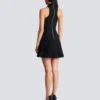Ausgestelltes Grain-de-Poudre-Kleid mit Gürtel Ausgestelltes Grain-de-Poudre-Kleid mit Gürtel