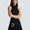 Ausgestelltes Grain-de-Poudre-Kleid mit Gürtel Ausgestelltes Grain-de-Poudre-Kleid mit Gürtel