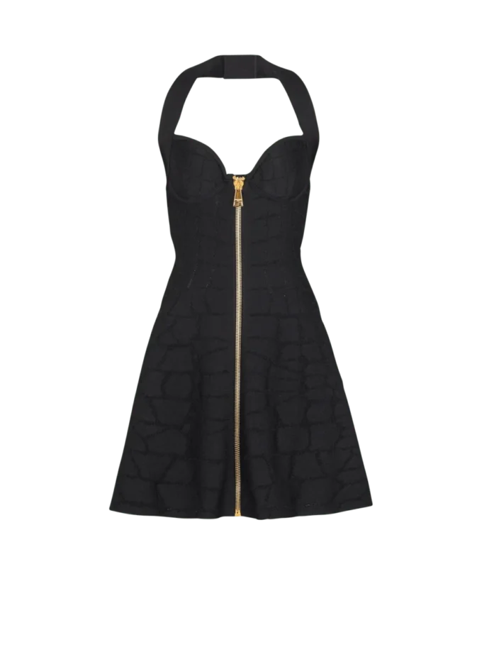 Ausgestelltes Neckholder-Kleid aus Krokodilstrick Ausgestelltes Neckholder-Kleid aus Krokodilstrick