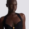 Ausgestelltes Neckholder-Kleid aus Krokodilstrick Ausgestelltes Neckholder-Kleid aus Krokodilstrick