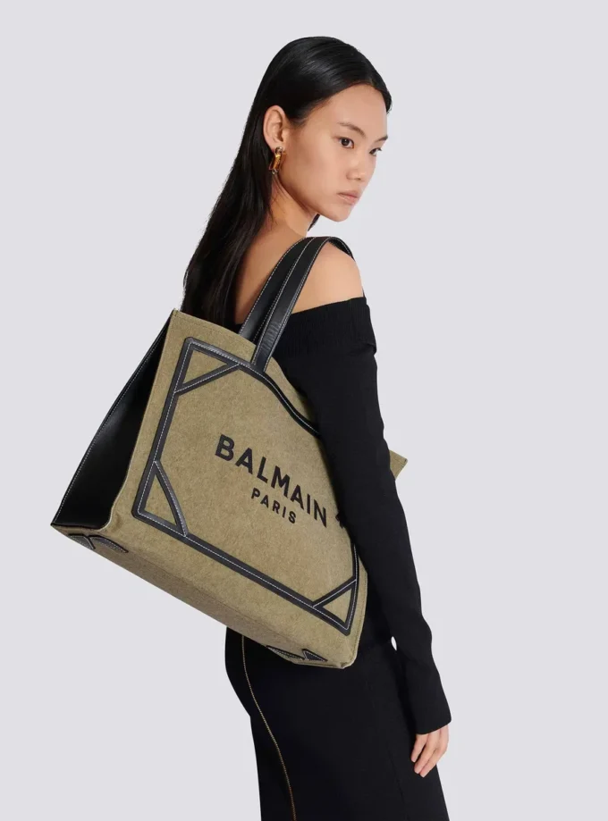 B-Army 42 Canvas-Tasche mit Lederdetails B-Army 42 Canvas-Tasche mit Lederdetails