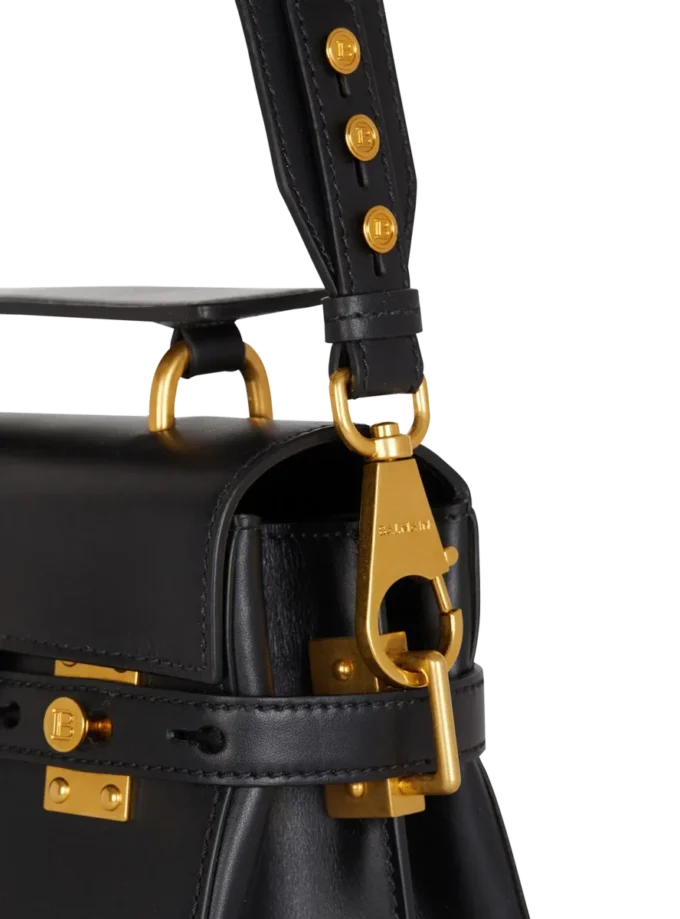 B-Buzz 23 Tasche aus glattem Leder B-Buzz 23 Tasche aus glattem Leder