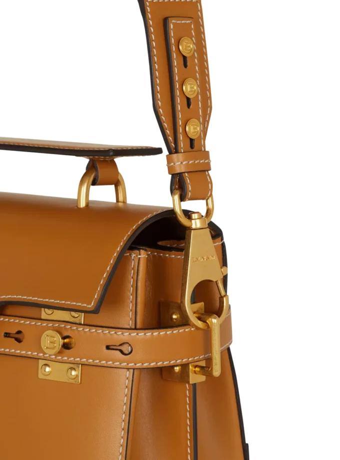 B-Buzz 23 Tasche aus glattem Leder B-Buzz 23 Tasche aus glattem Leder