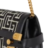 B-Buzz Pouch 23 aus Jacquard-Canvas mit Monogramm und Leder B-Buzz Pouch 23 aus Jacquard-Canvas mit Monogramm und Leder