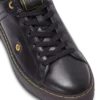 B-Court-Sneaker aus Kalbsleder B-Court-Sneaker aus Kalbsleder