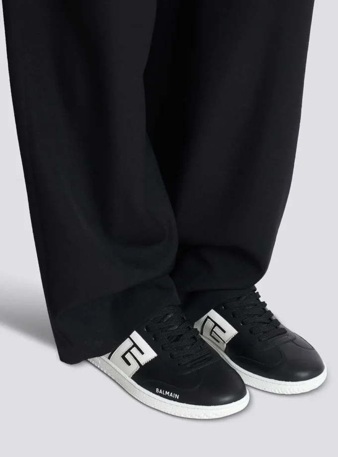 Balmain Swan Sneakers aus Kalbsleder Balmain Swan Sneakers aus Kalbsleder
