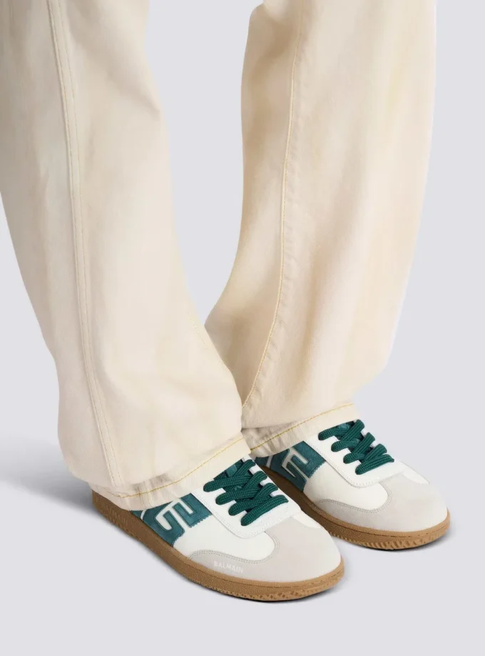 Balmain Swan Sneakers aus Wildleder und Glattleder Balmain Swan Sneakers aus Wildleder und Glattleder