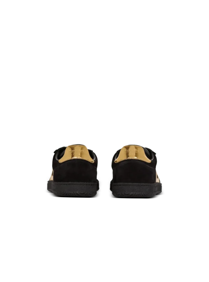 Balmain Swan Sneakers aus Wildleder und Lackleder Balmain Swan Sneakers aus Wildleder und Lackleder