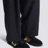 Balmain Swan Sneakers aus Wildleder und Lackleder Balmain Swan Sneakers aus Wildleder und Lackleder