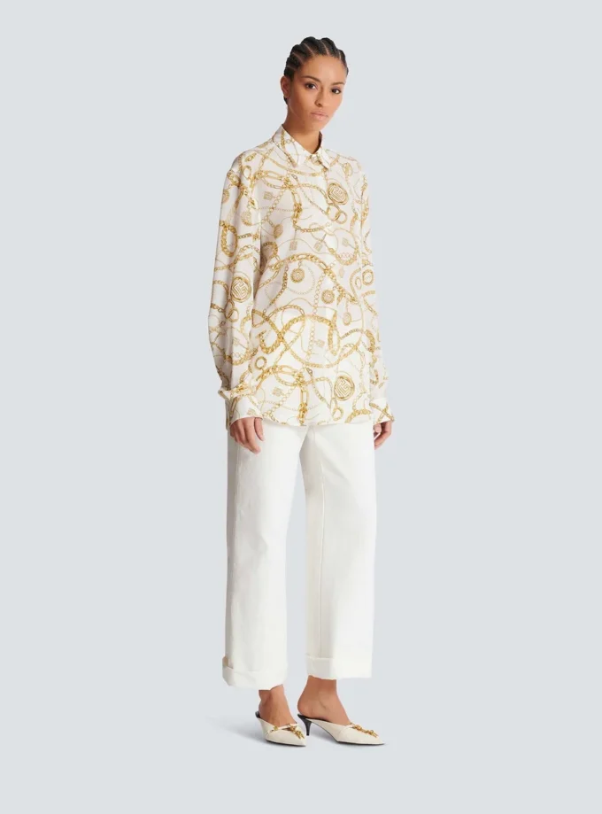 Bedrucktes Seidenhemd mit Balmain-Kettenmuster Bedrucktes Seidenhemd mit Balmain-Kettenmuster