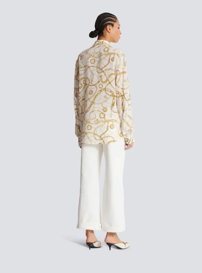 Bedrucktes Seidenhemd mit Balmain-Kettenmuster Bedrucktes Seidenhemd mit Balmain-Kettenmuster