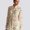 Bedrucktes Seidenhemd mit Balmain-Kettenmuster Bedrucktes Seidenhemd mit Balmain-Kettenmuster