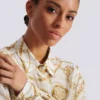 Bedrucktes Seidenhemd mit Balmain-Kettenmuster Bedrucktes Seidenhemd mit Balmain-Kettenmuster