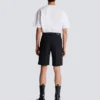 Bermudashorts aus Wolle mit Abnähern Bermudashorts aus Wolle mit Abnähern