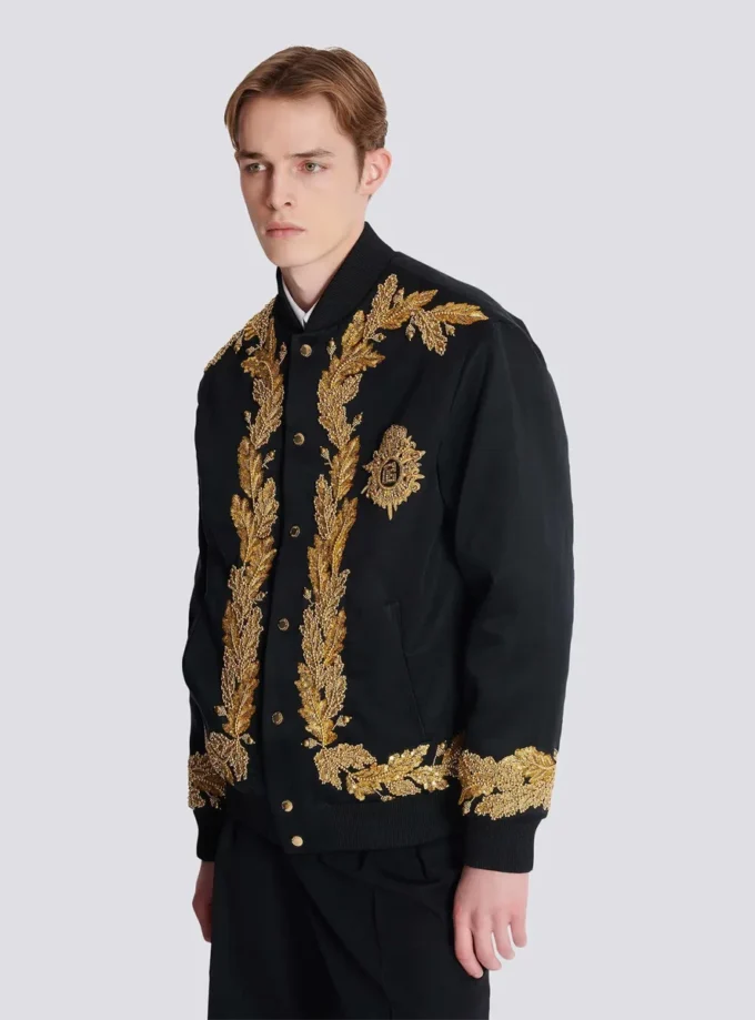 Bestickte Bomberjacke aus Cupro Bestickte Bomberjacke aus Cupro
