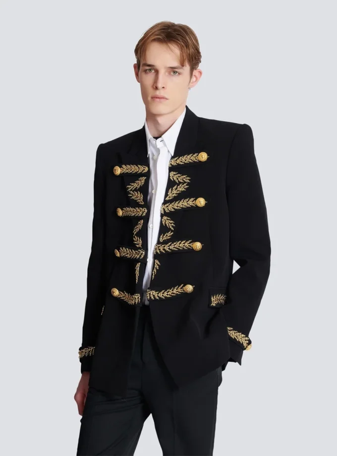 Bestickte Crêpe-Jacke Bestickte Crêpe-Jacke