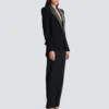 Bestickte Jacke mit 6 Knöpfen Bestickte Jacke mit 6 Knöpfen