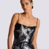 Besticktes Maxikleid Besticktes Maxikleid