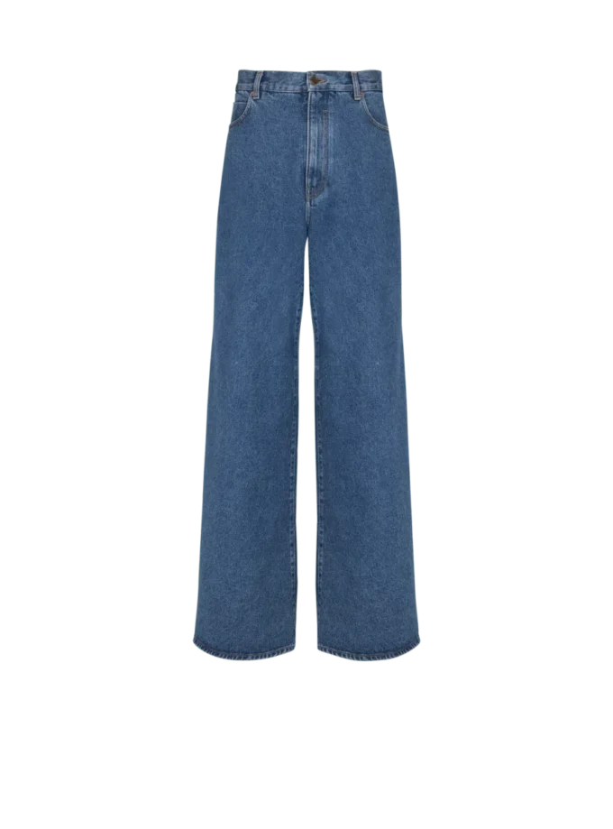 Blaue Jeans mit weitem Bein Blaue Jeans mit weitem Bein