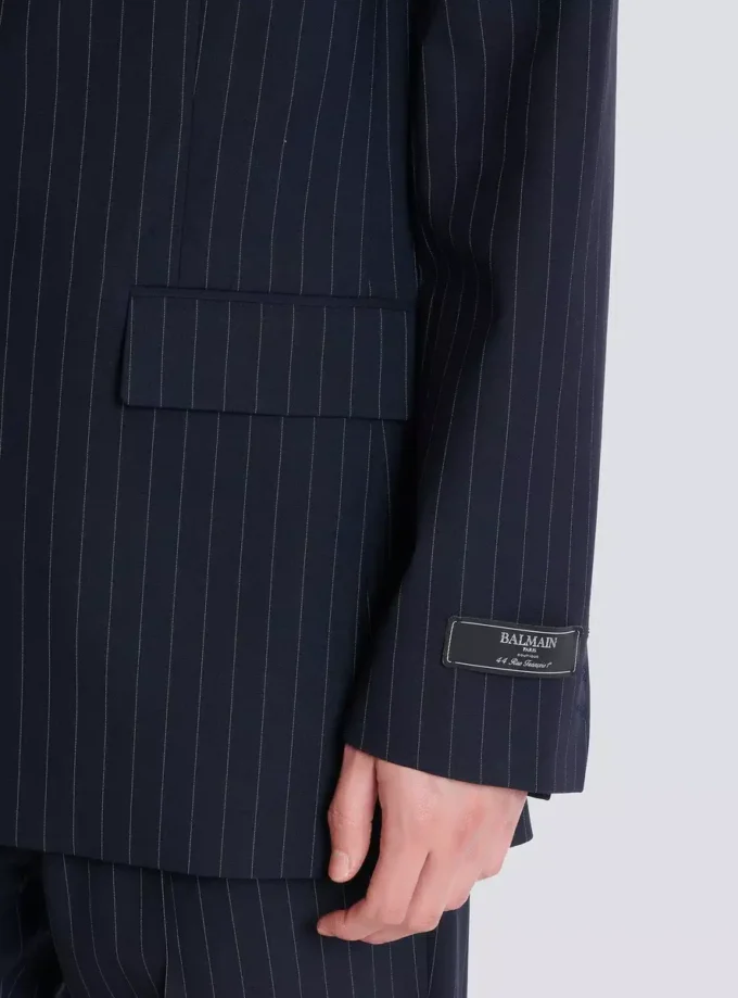 Blazer aus Wollstoff mit Nadelstreifen Blazer aus Wollstoff mit Nadelstreifen