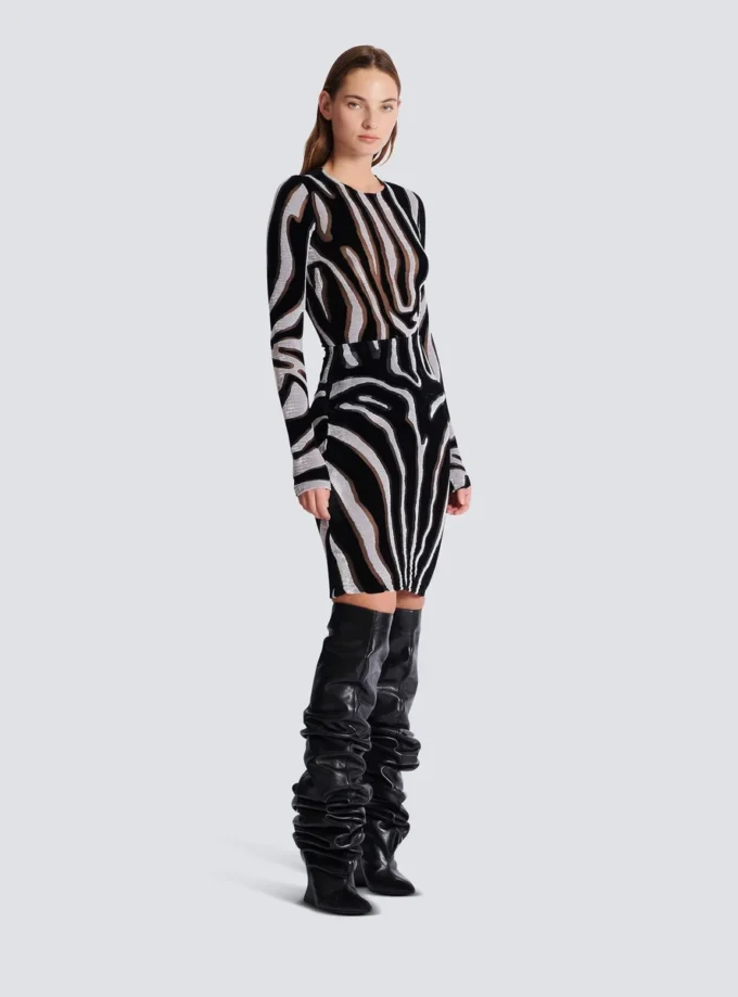Bleistiftrock aus Samt mit Zebradruck Bleistiftrock aus Samt mit Zebradruck