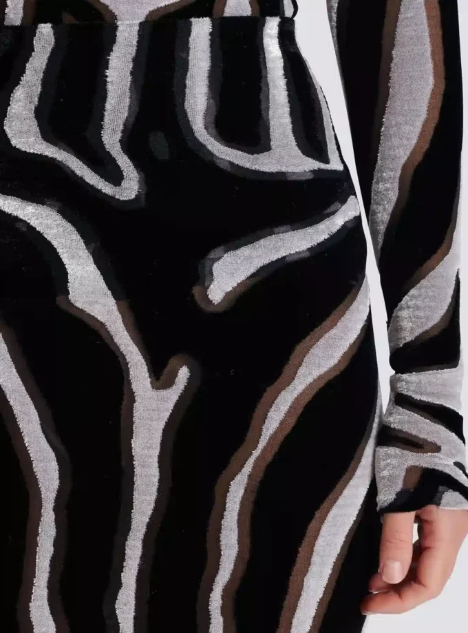 Bleistiftrock aus Samt mit Zebradruck Bleistiftrock aus Samt mit Zebradruck