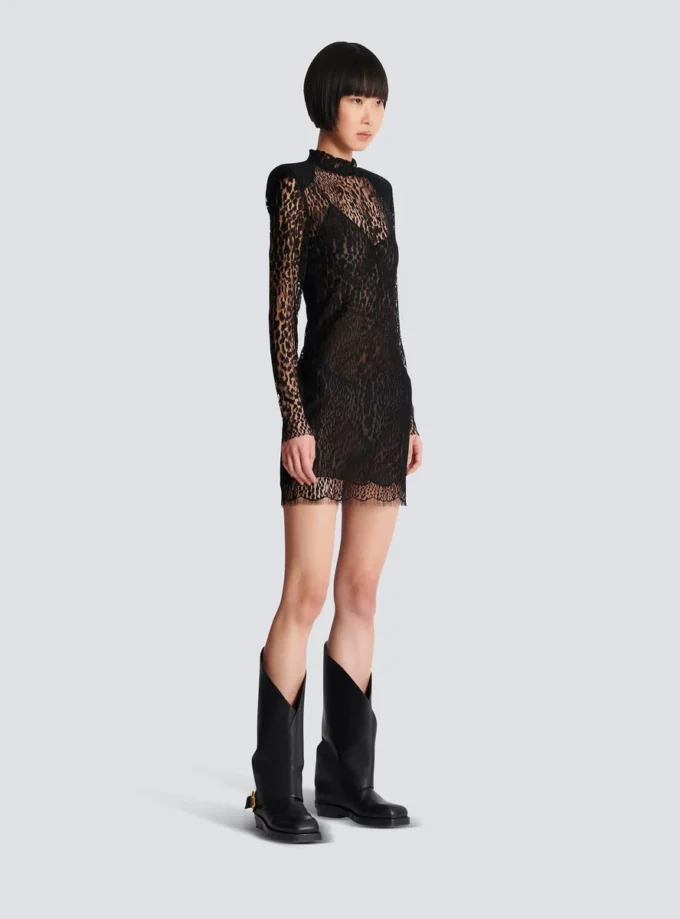 Bodycon-Kleid aus Spitze mit Leopardenmuster Bodycon-Kleid aus Spitze mit Leopardenmuster