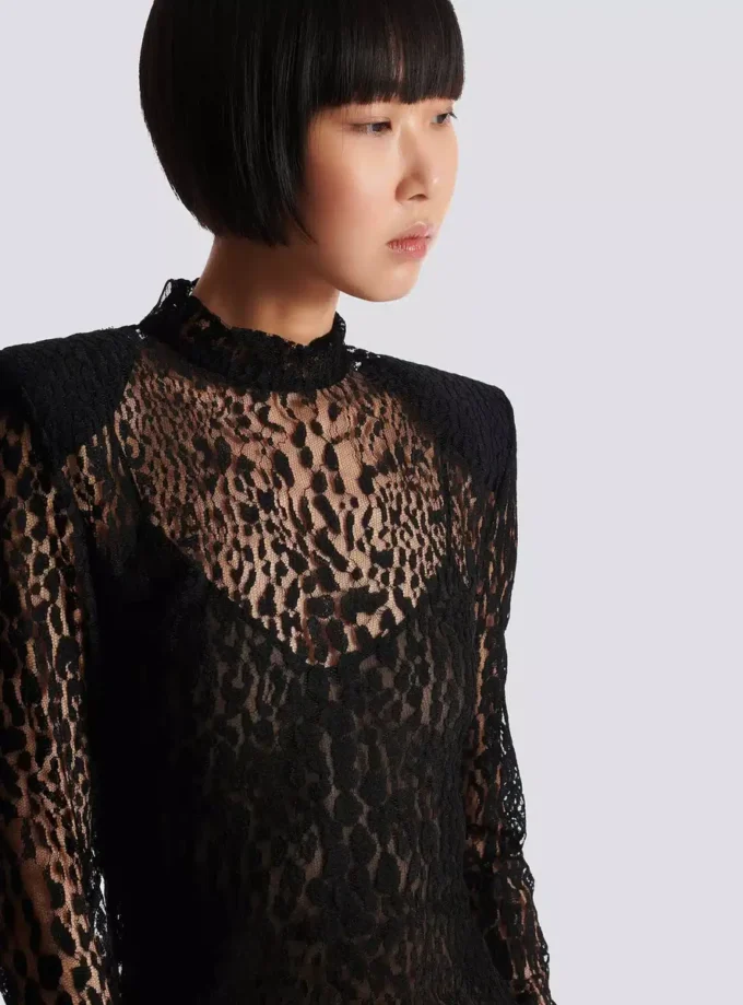 Bodycon-Kleid aus Spitze mit Leopardenmuster Bodycon-Kleid aus Spitze mit Leopardenmuster