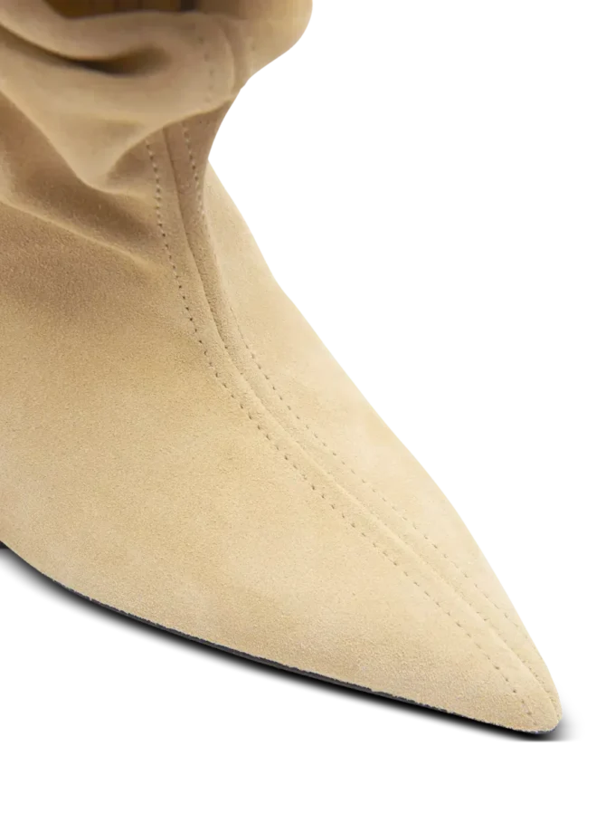 Drapierte Wildleder-Keilabsatz-Stiefeletten