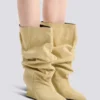 Drapierte Wildleder-Keilabsatz-Stiefeletten