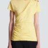 Drapiertes T-Shirt mit Knöpfen Drapiertes T-Shirt mit Knöpfen