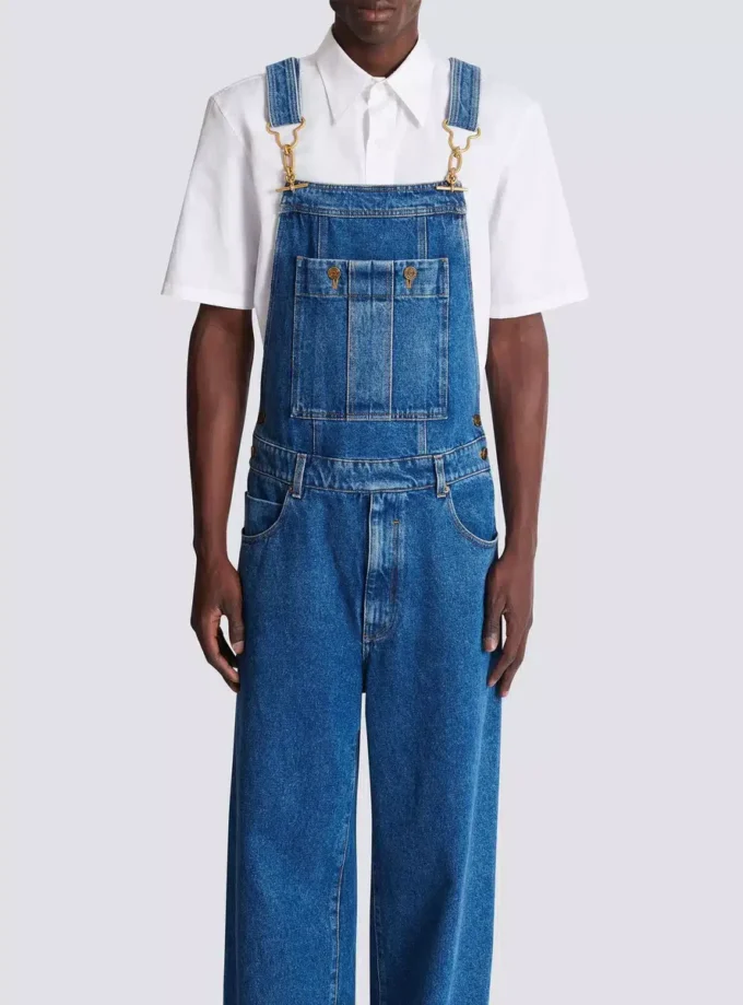 Dunkelblaue Jeanslatzhose Dunkelblaue Jeanslatzhose