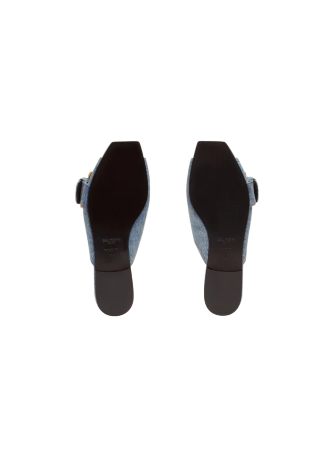 Flache Denim-Sandalen von Anthem Flache Denim-Sandalen von Anthem