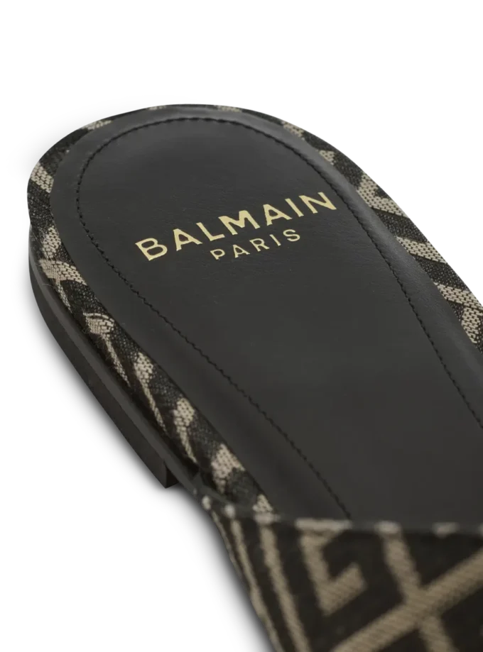 Flache Monogramm-Jacquard-Sandalen „Anthem“ Flache Monogramm-Jacquard-Sandalen „Anthem“