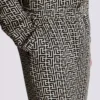 Fließende Hose mit Monogramm