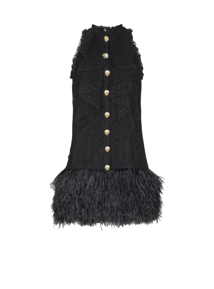 Fließendes Kleid aus Spitze und Federn Fließendes Kleid aus Spitze und Federn