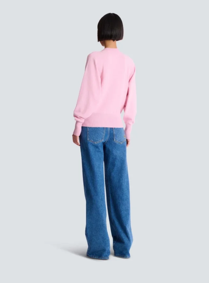 Geknöpfte Strickjacke aus Öko-Kaschmir Geknöpfte Strickjacke aus Öko-Kaschmir