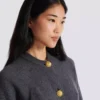 Geknöpfte Strickjacke aus Öko-Kaschmir Geknöpfte Strickjacke aus Öko-Kaschmir