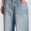 Gerade geschnittene Jeans aus Diamond-Denim Gerade geschnittene Jeans aus Diamond-Denim