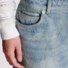Gerade geschnittene Jeans aus Diamond-Denim Gerade geschnittene Jeans aus Diamond-Denim