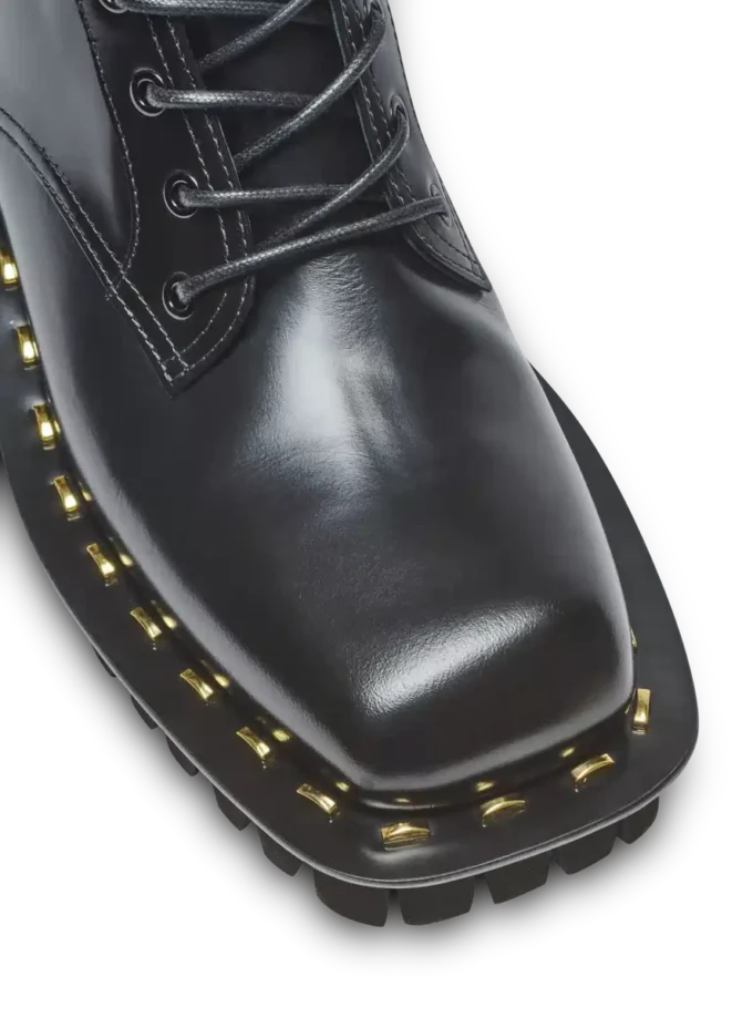 Glänzende Leder-Armeestiefel Glänzende Leder-Armeestiefel