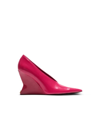 Glänzende Pumps aus Lammleder mit Keilabsatz